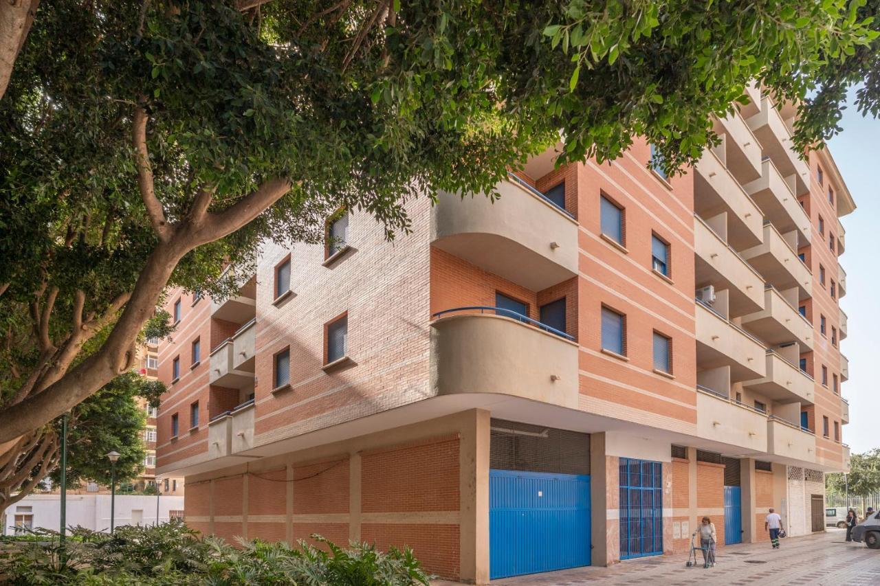 Apartamento Malaga Beach - Center B&C Dış mekan fotoğraf